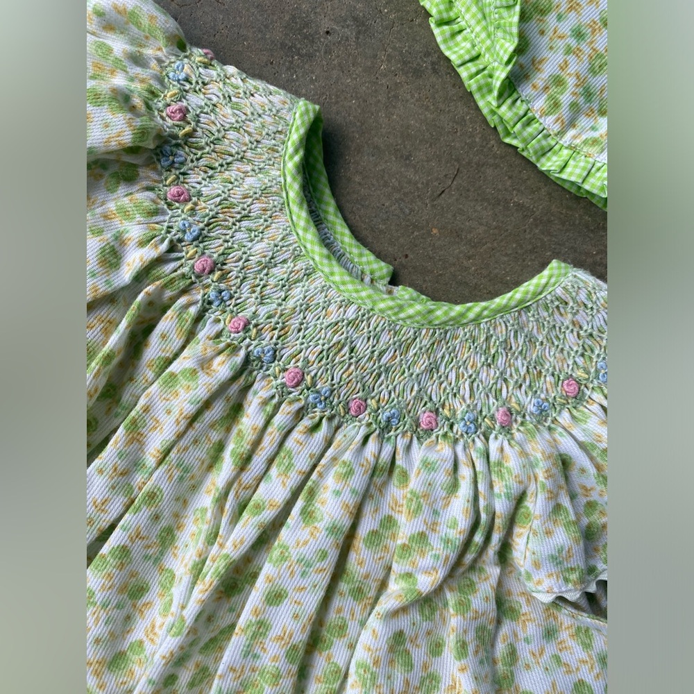 Smocked Floral Green Kids Dress with Pink Rose Embroidery(HAT IS NOT INCLUDED)